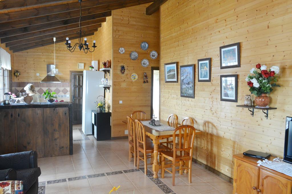 La Casita De Madera Villa Ardales Exterior photo